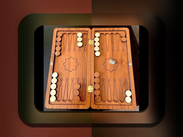 هر آنچه باید درباره شرط بندی تخته نرد آنلاین پول واقعی بدانید: راهنمای جامع برای علاقهمندان به سایت شرط بندی